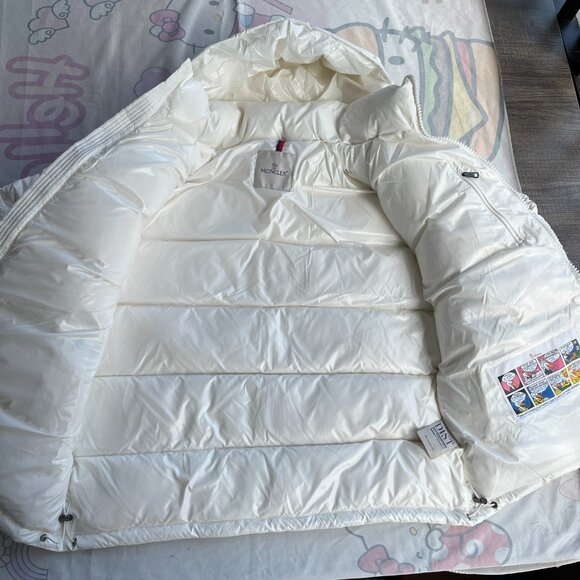 Moncler Hooded Down Jacket White - Picture 5 of 8